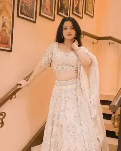 Escort Dinhata