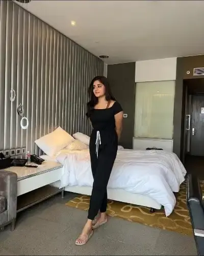 Call Girls Service in Dinhata